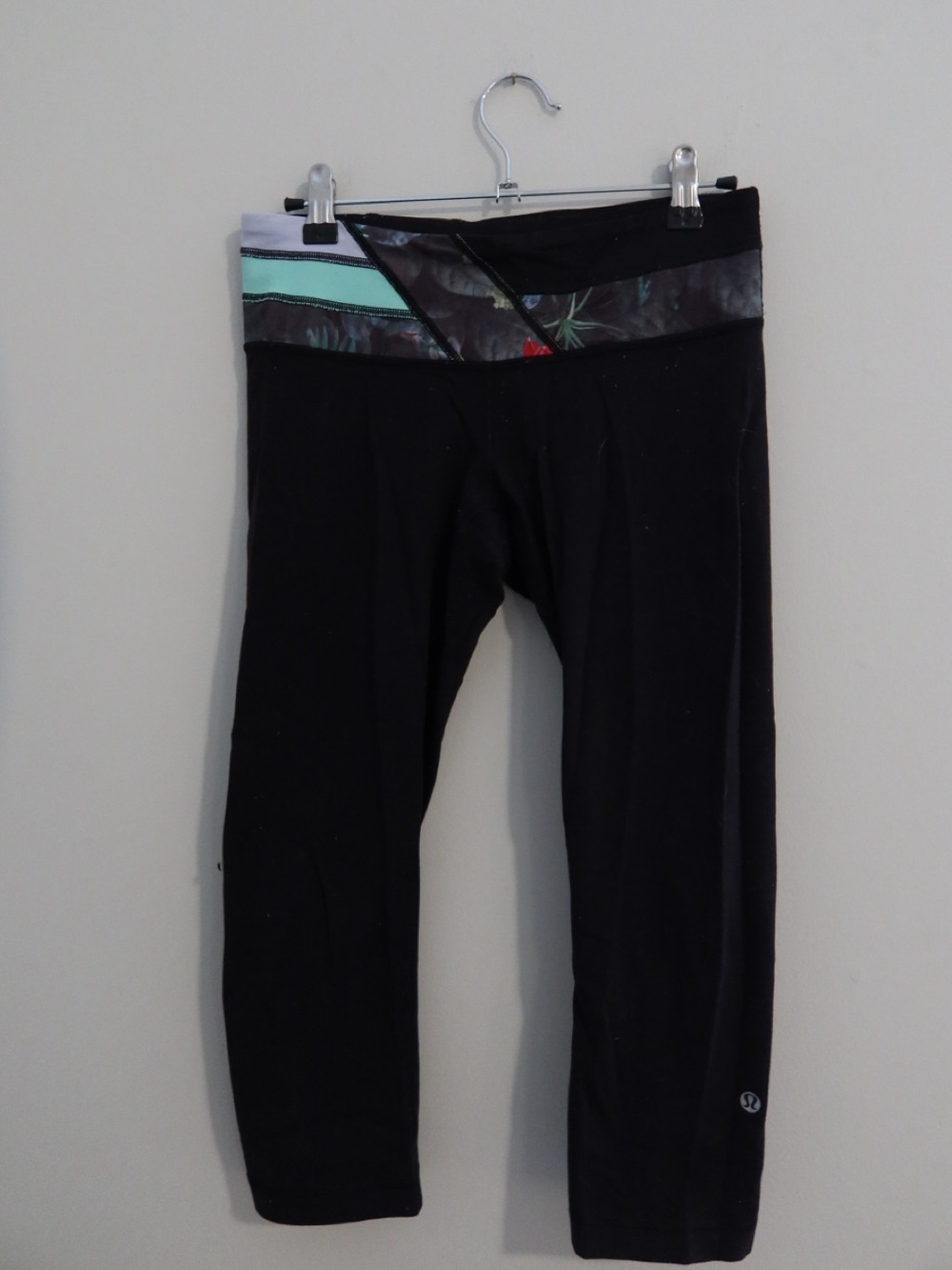 lululemon athletica Black Leggings with Patterned Waistband